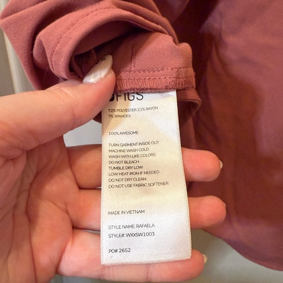 Figs Rafaela Mauve - Picture 3 of 3